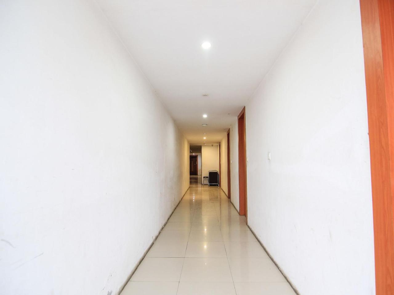 Oyo 3683 De Global Park Hotel Hasanganj Exterior photo